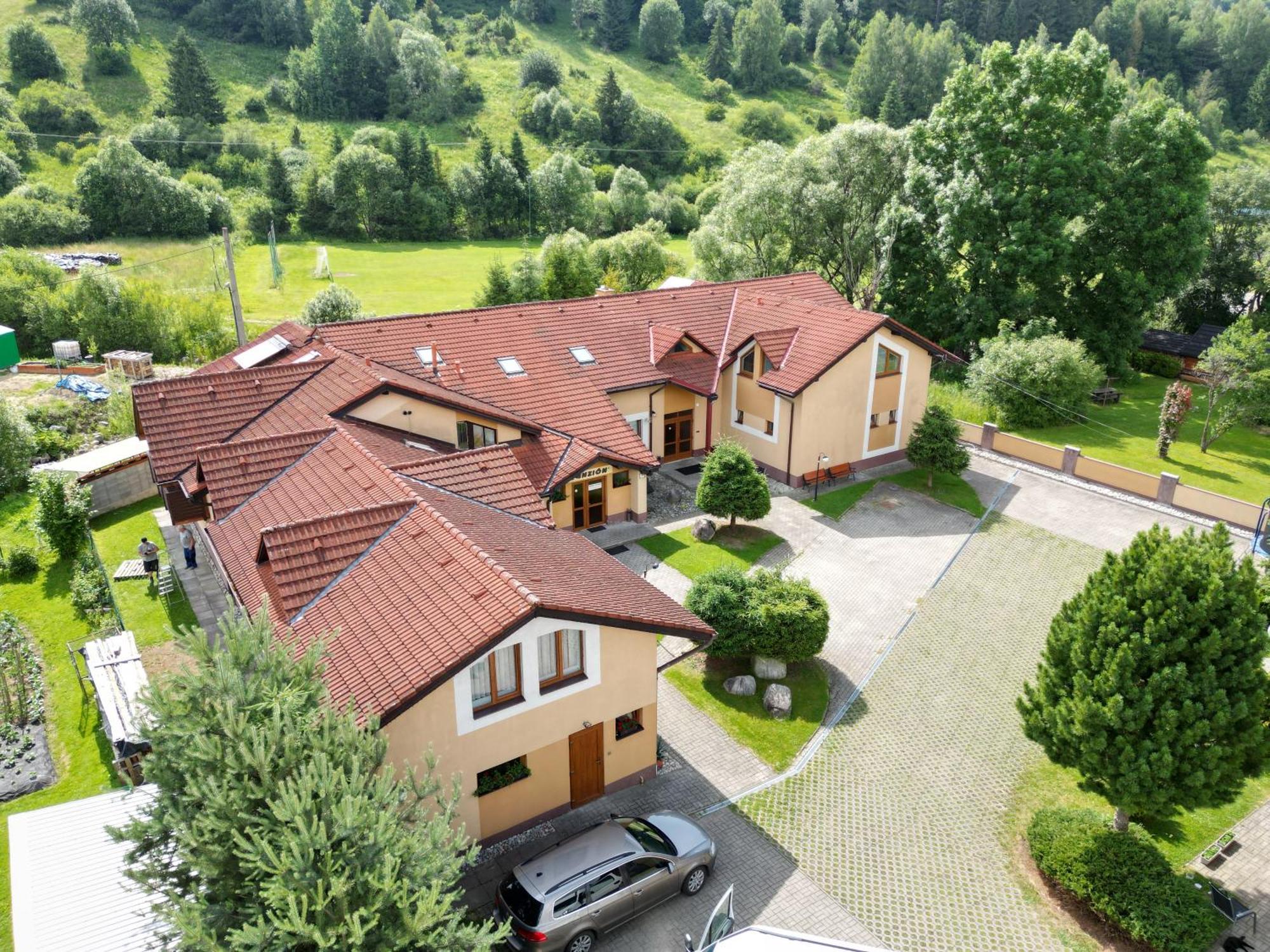 Penzion Jantolak Zuberec Exterior photo